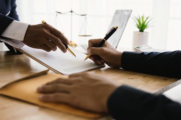 When Does a Contract Become Legally Binding?